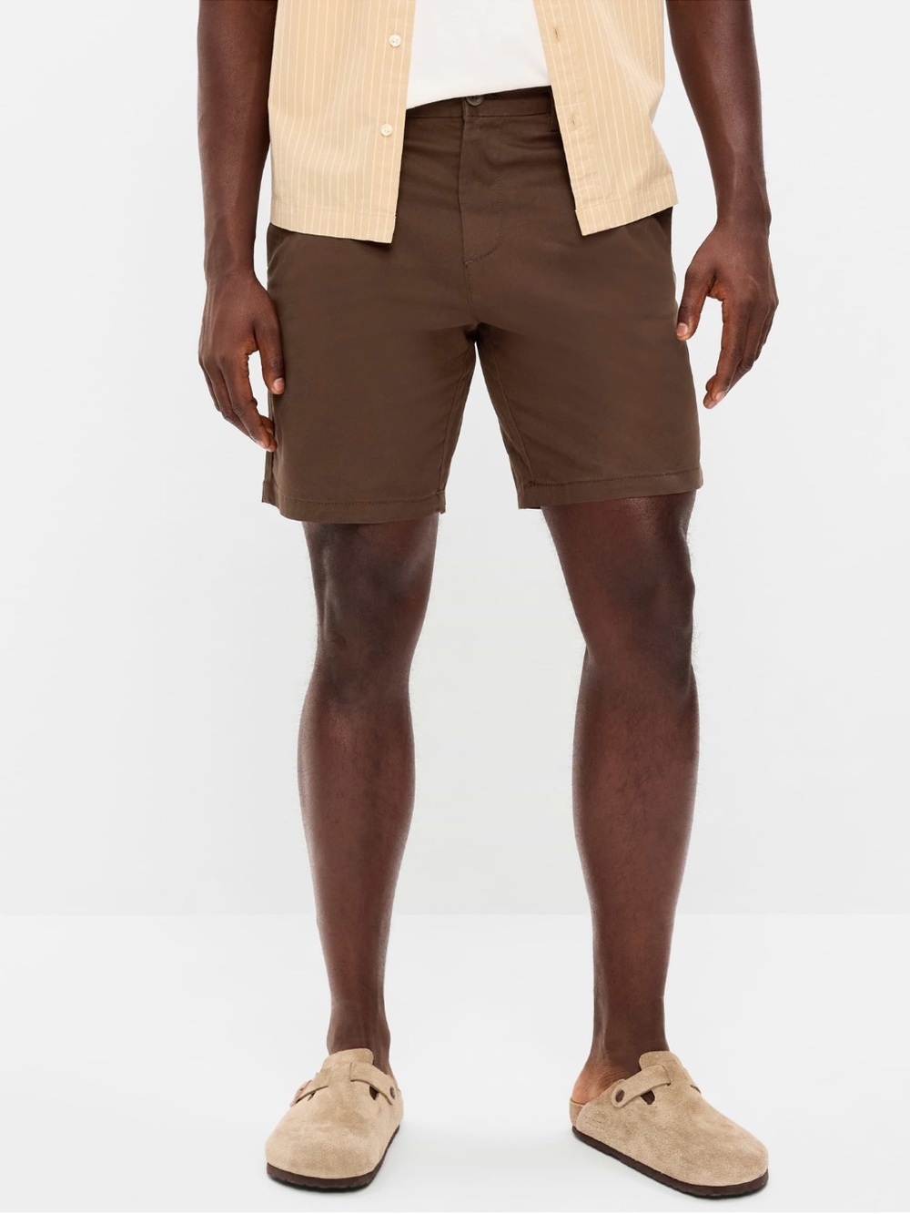 Old Navy Slim Built-in Flex Rotation Chino Shorts